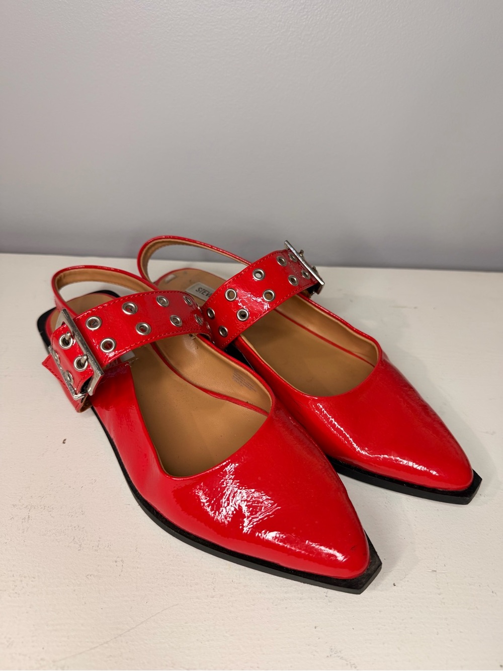 Steve Madden Red Patent Pointed Slingback Flats with Studded Buckle